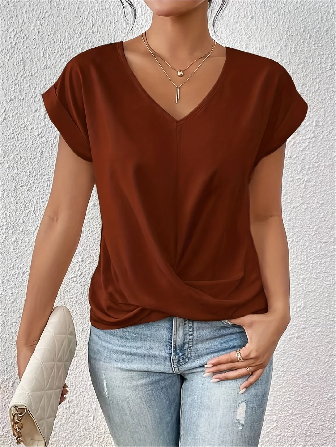 Cleo | Maglietta classica con scollatura a V